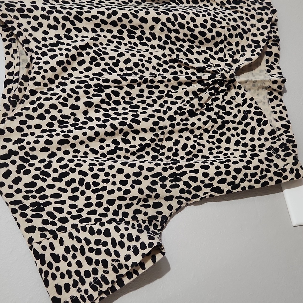 Banana Republic Leopard Print Crop Top Size Small - Picture 4 of 5